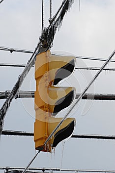 Frozen street light