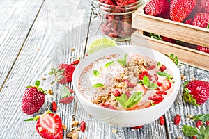 Fruit and berry breakfast smoothie bowl