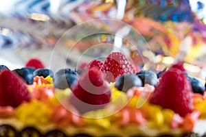 Fruit cake with own hands with berries