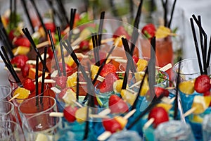 Fruit cocktails on the wedding table