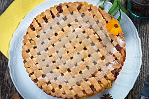 Fruit pie