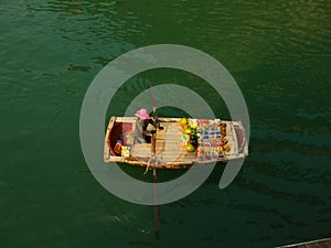 Fruit sellers in Ha long bay