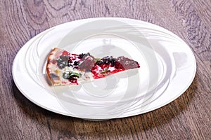 Fruit vegetarin pizza