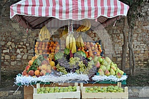 Fruit vendor photo