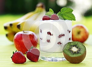Fruit yogurt