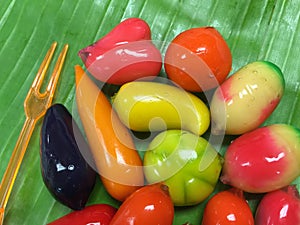 Fruits Thai Dessert Imitated Soybean Dumpling Coated With Jelly