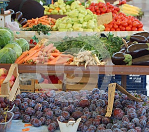 Fruits and vegetables market