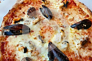 Frutti di mare pizza