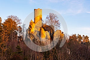 Frydstejn Castle. Medieval ruins with stone tower. Bohemian Pradise, Czech: Cesky raj, Czech Republic