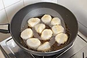 Frying fish cake