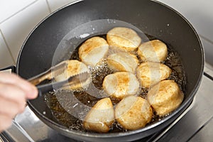 Frying fish cake