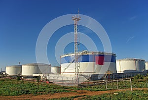 Fuel storage tanks