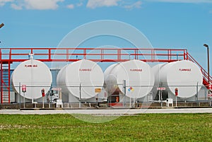 Fuel storage tanks