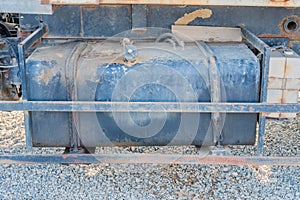 Fuel tank on side of flatbed truck