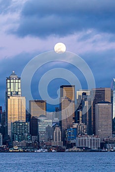 Full Moon Over Seattle 10