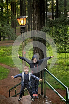 Fun Happy Dancing Kids