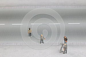 the fun of tiny tv repoter on live