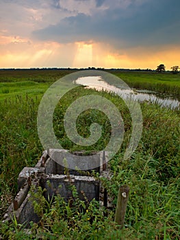 The fundament of a weir