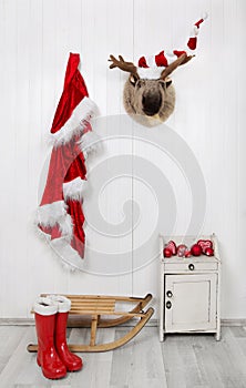 Funny classical santa christmas decoration background in red and