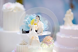 Funny figurines bride and groom