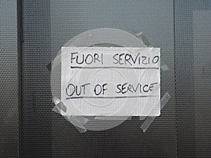 fuori servizio (out of order) sign