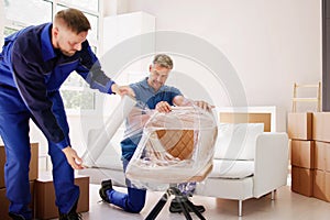Furniture Movers Packing And Wrapping