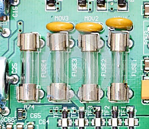 Fuse and component with circuit board