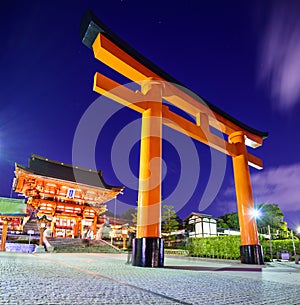 Fushimi Inari Taisha photo