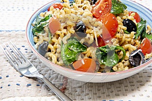 Fusilli lunghi ,cherry tomato, black olive and spinach