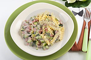 Fusilli with zucchini and ham