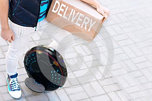 Future electric delivery with electric unicycle