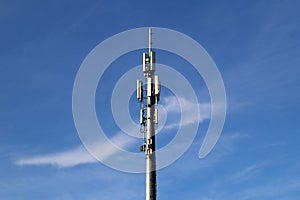 5G telephone and telecommunication antennas