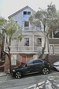 Gable roof house San Francisco 2