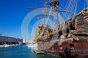 Galeón pirata barco en de juan 