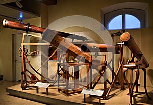 In the Galileo museum in Florence, four different and of considerable size ancient and beautiful telescopes are exhibited.