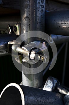 Scaffold pole connection