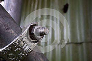 Scaffold pole connection