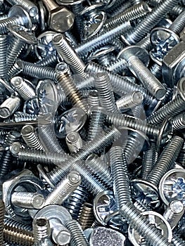 galvanized metal screws with rounded heads