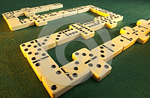 Game of Dominos