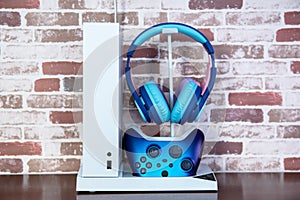 Gaming console xbox for video game