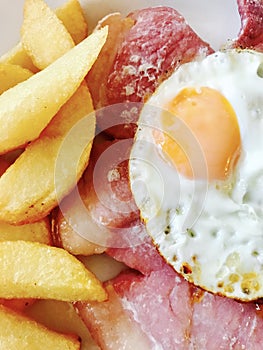 Gammon and chips