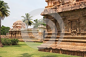 Ganesha shrine, Brihadisvara Temple complex, Gangaikondacholapuram, Tamil Nadu