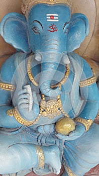 Ganesha Statue for Devotees Born on Friday. photo