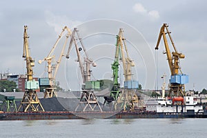 Gantries. Loading of coal.