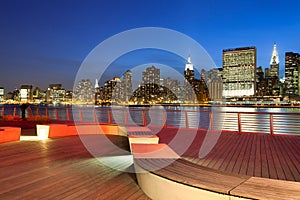 Gantry Plaza State Park and Manhattan skyline