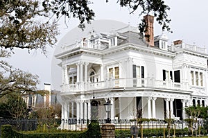 Garden district photo