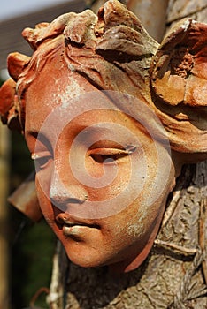 Garden Face Ornament Female