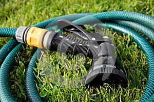 Garden hose head