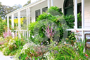 Garden near porch at Kemp House is New Zealandâ€™s oldest buildi