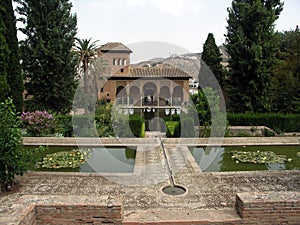 Garden of Partal - La Alhambra photo